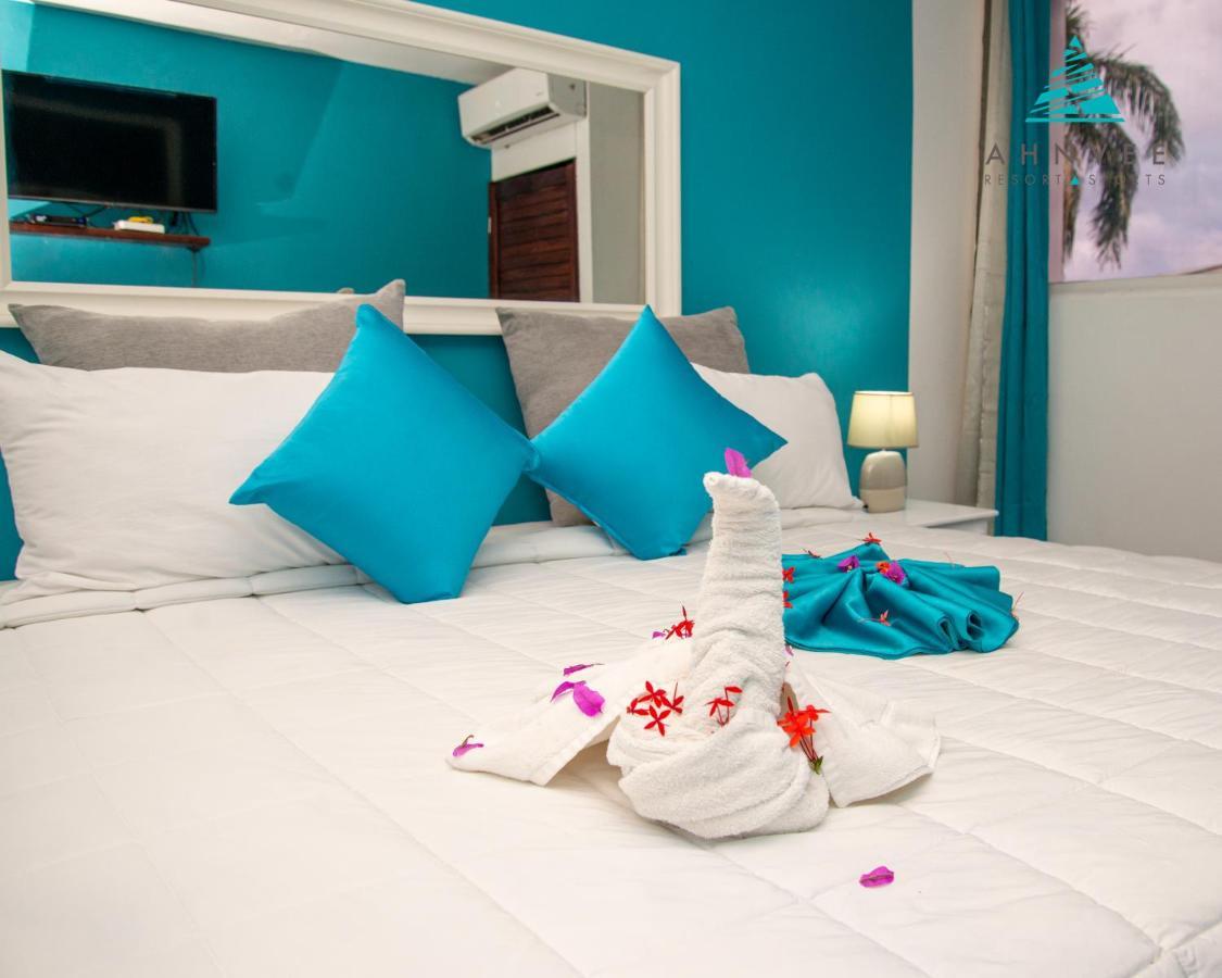 Ahnvee Resort (Adults Only) Sosua Exterior photo