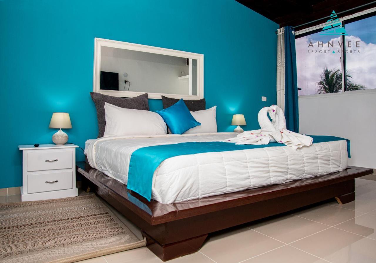 Ahnvee Resort (Adults Only) Sosua Exterior photo