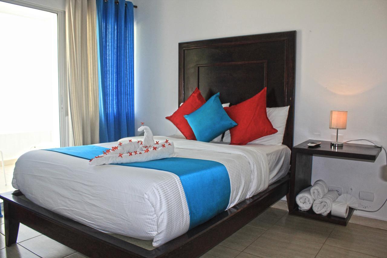 Ahnvee Resort (Adults Only) Sosua Exterior photo