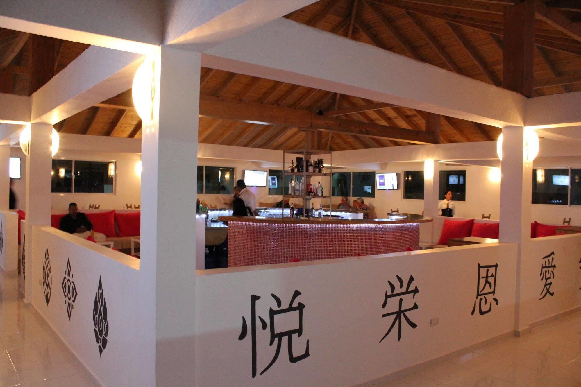 Ahnvee Resort (Adults Only) Sosua Exterior photo