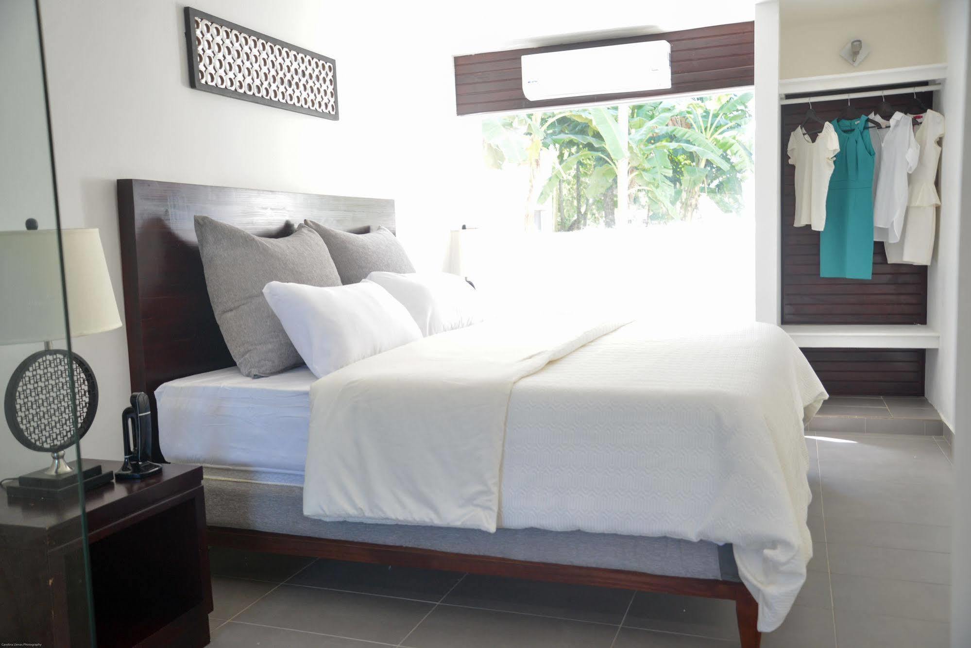 Ahnvee Resort (Adults Only) Sosua Exterior photo