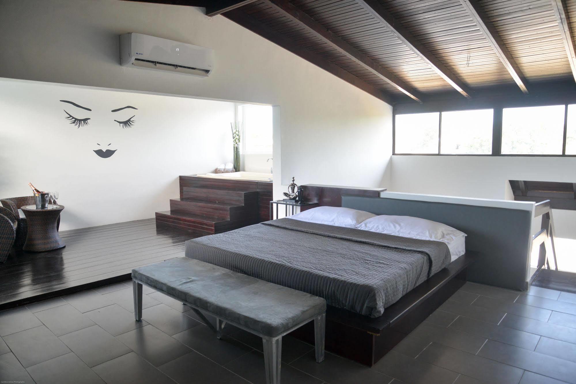 Ahnvee Resort (Adults Only) Sosua Exterior photo